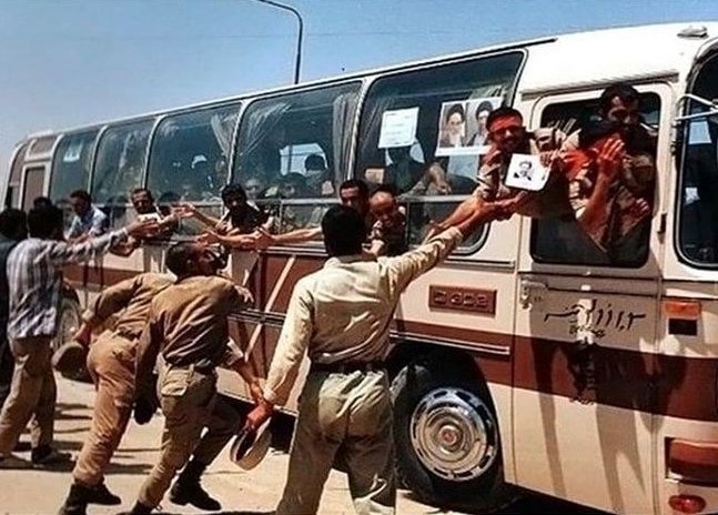 آزادگان مایه افتخار کشور هستند