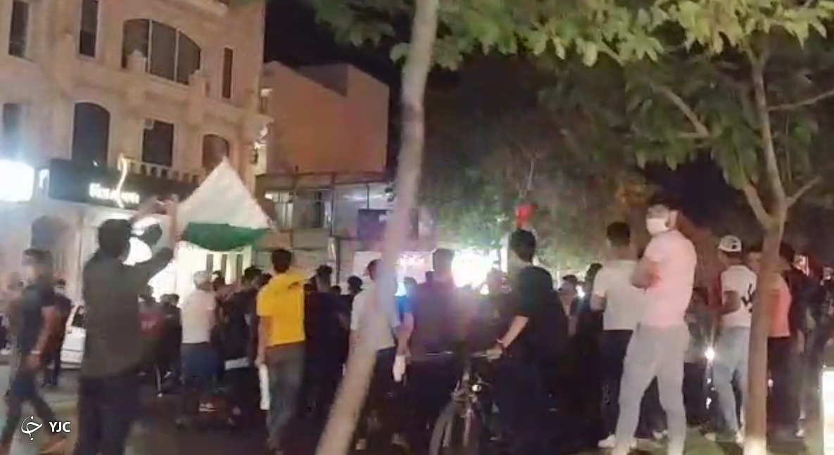 جشن صعود آلومینیوم اراک به لیگ برتر