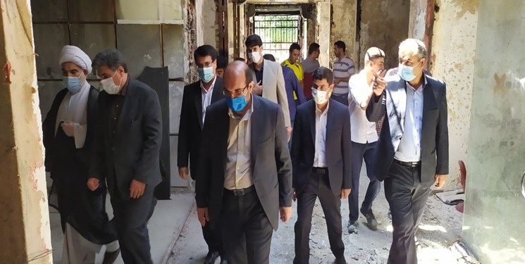 کمک ۱۷ میلیاردی کمیته امداد ایلام به کسبه خسارت دیده حادثه آتش سوزی پاساژ سرابله