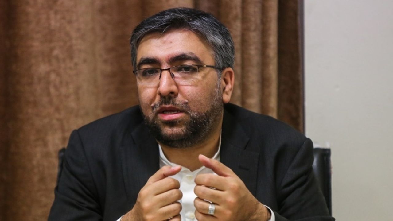 بازدید اعضای کمیسیون امنیت ملی از نمایشگاه دستاوردهای صنایع دفاعی