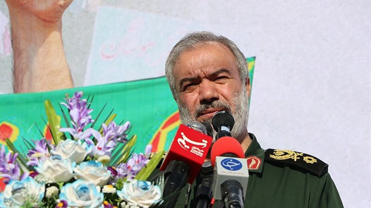 بازدید سردار فدوی از نمایشگاه دائمی دفاع مقدس فارس