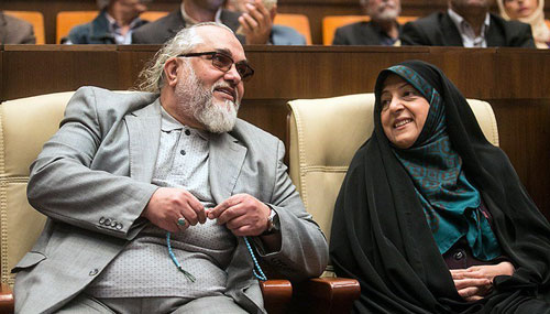 ابتکار و همسرش