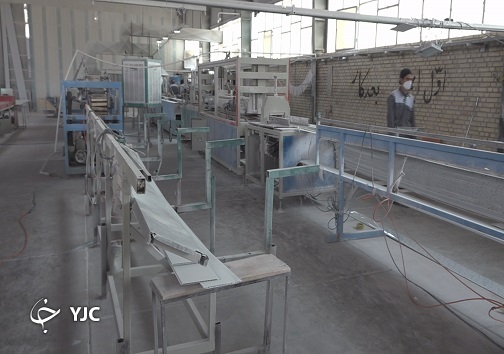تولید با ۴۰ درصد ظرفیت/ تنها تولید کننده دیوار پوش pvc شرق کشور چشم انتظار حمایت&zwnj;های دولتی