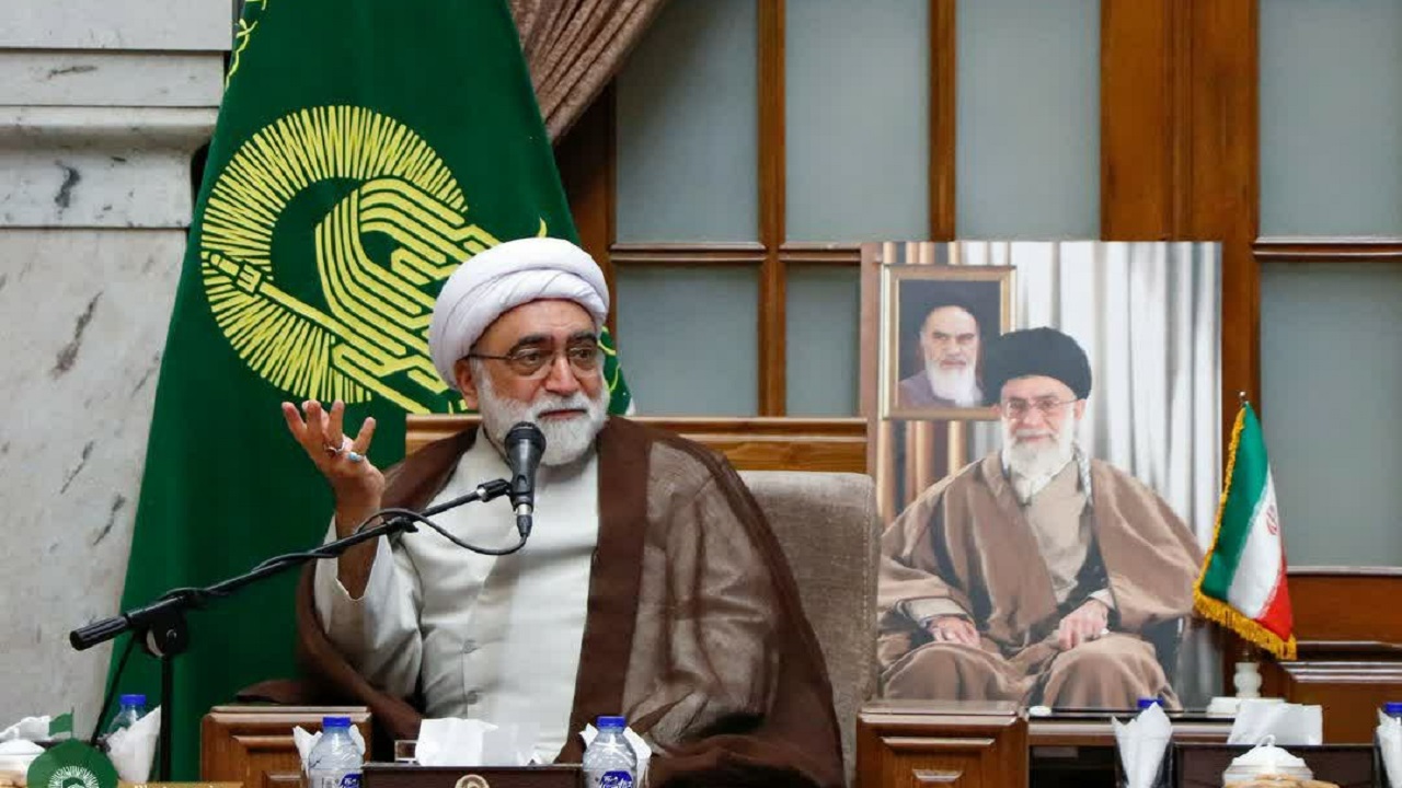 استقامت آزادگان، راهگشای عبور کشور از گذرگاه‌های سخت است