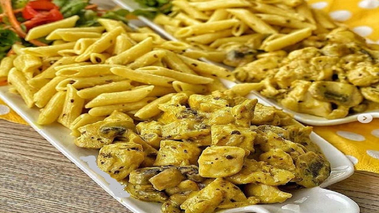طرز تهیه مرغ و قارچ با پاستا