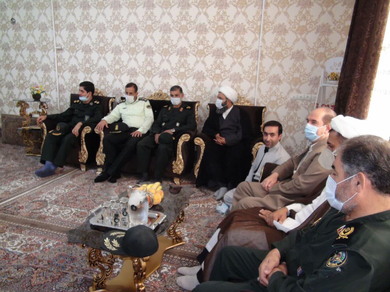 با فرهنگ و ایثار حاکم در جامعه دشمنان نمی توانند به اهدافشان برسند