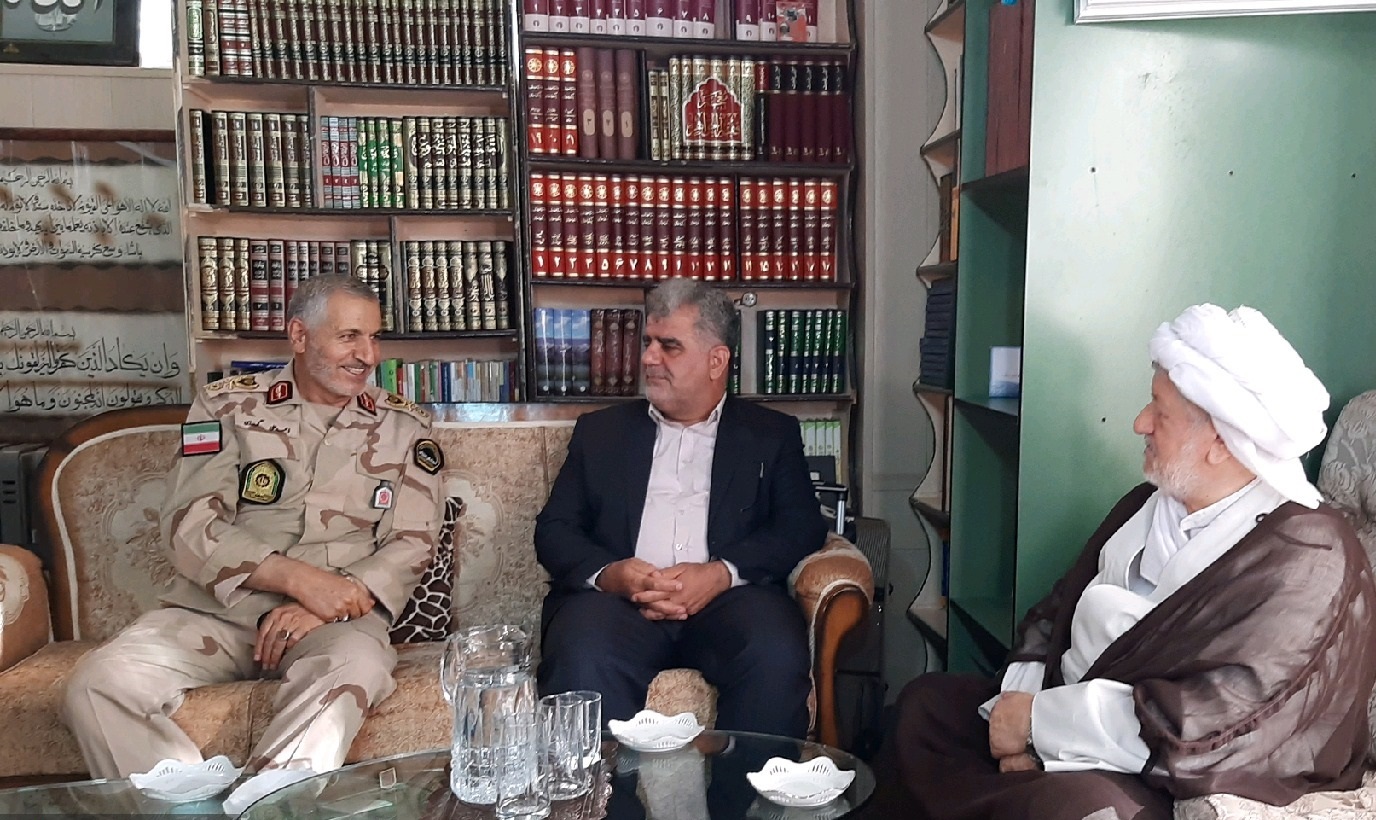 شاهد اوج هماهنگی و همدلی مرزبانان و مرزنشینان در مرز‌ها هستیم
