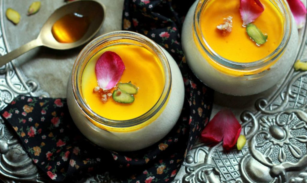 طرز تهیه دسر مشکوفی زعفرانی و مشکوفی سه رنگ