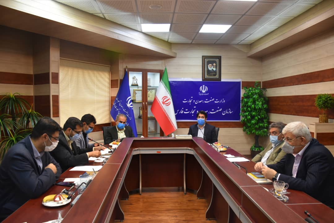 نشست هم‌اندیشی بررسی راهکار‌های جهش تولید در فارس