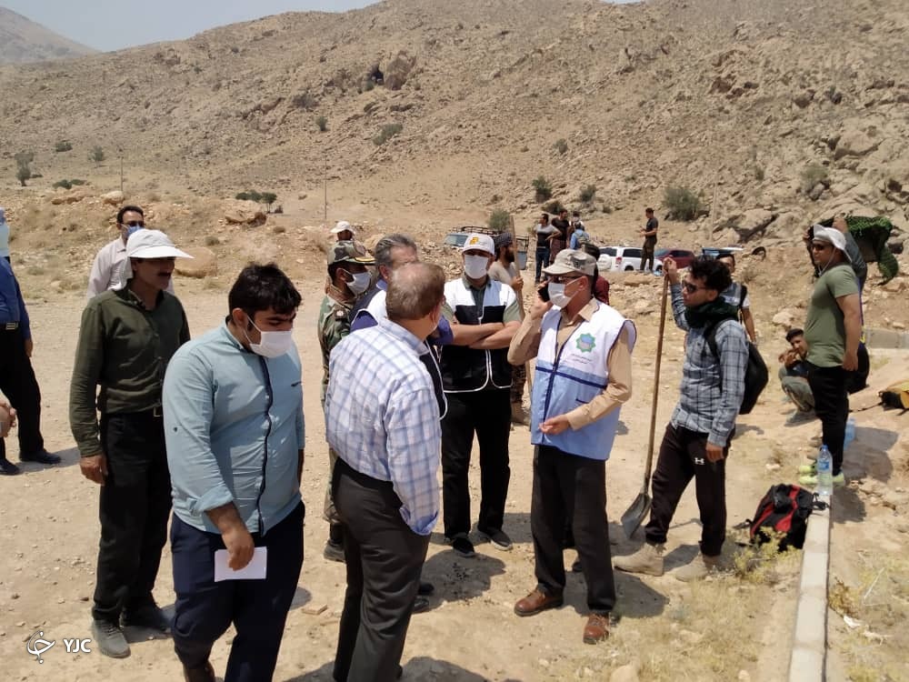 اعزام نیروها به ارتفاعات صعب العبور شیراز 