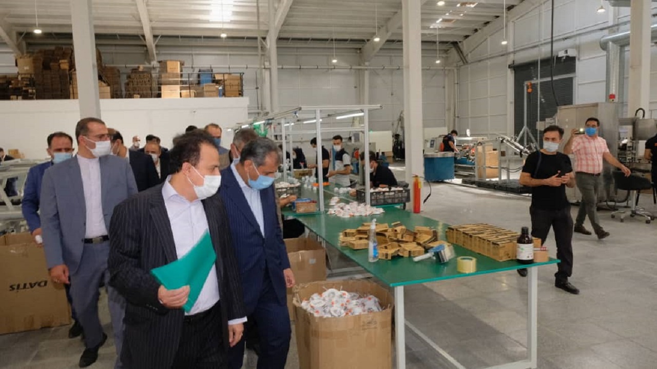 لازمه جهش تولید برداشتن موانع از پیش پای تولیدکنندگان است