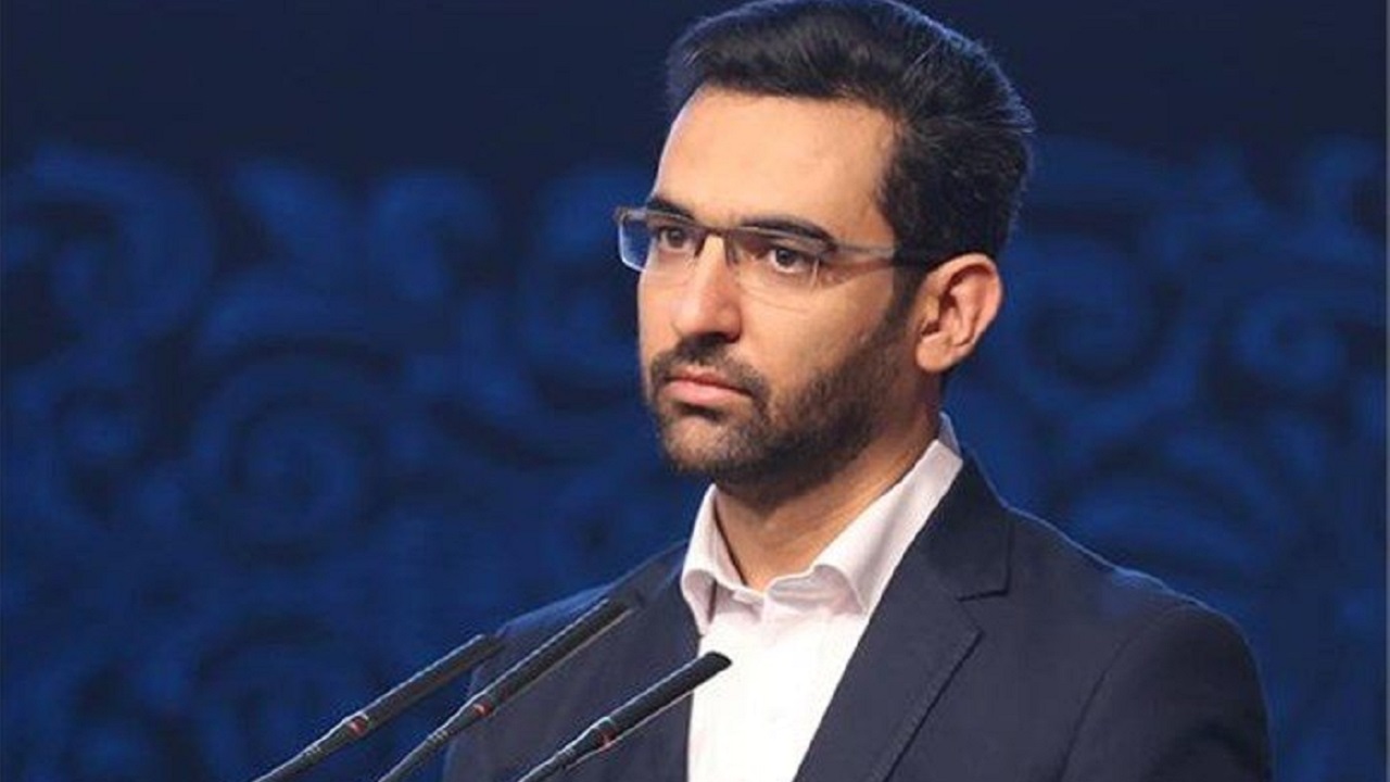 کشتند عابدان زر آئین تو را حسین (ع)
