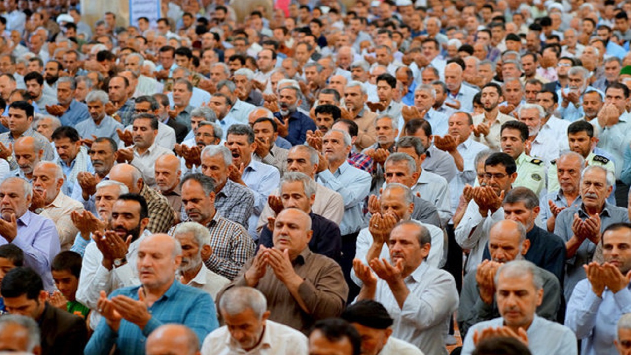 نماز جمعه از مهمترین برکات انقلاب اسلامی و حج مستمندان است