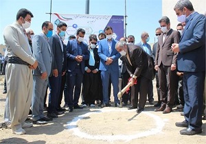 کلنگ زنی ۵۴ واحد مسکن مددجویان در کامیاران