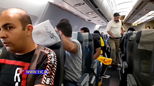 صحبت&zwnj;های آیت الله خامنه&zwnj;ای درباره تبعیت از امر امام/ لحظه نزدیک شدن دو جنگنده به هواپیمای مسافربری ماهان/ عصبانیت مسی در هنگم مصاحبه/ تصادف خنده&zwnj;دار چهار موتور در هند + فیلم