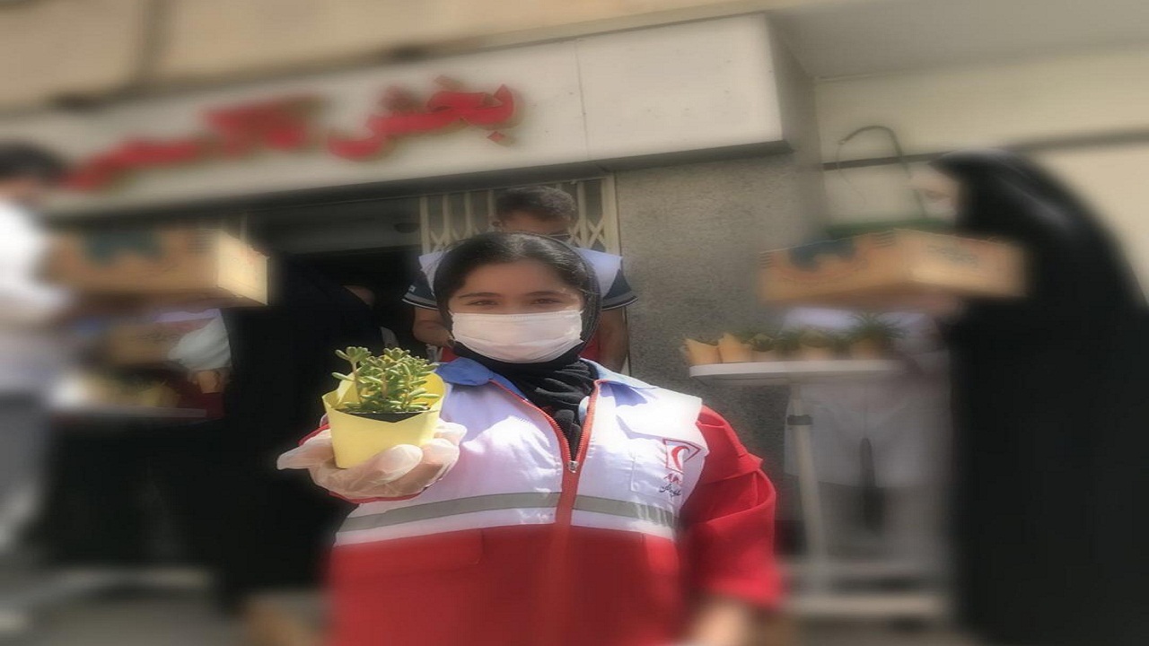 گام جوانان هلالی البرز برای قدردانی از کادر درمان