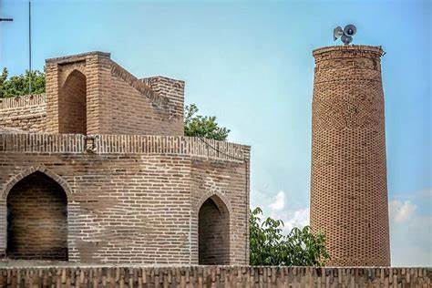 مسجدی که بخشی از تاریخ اسلام در ایران را روایت می&zwnj;کند