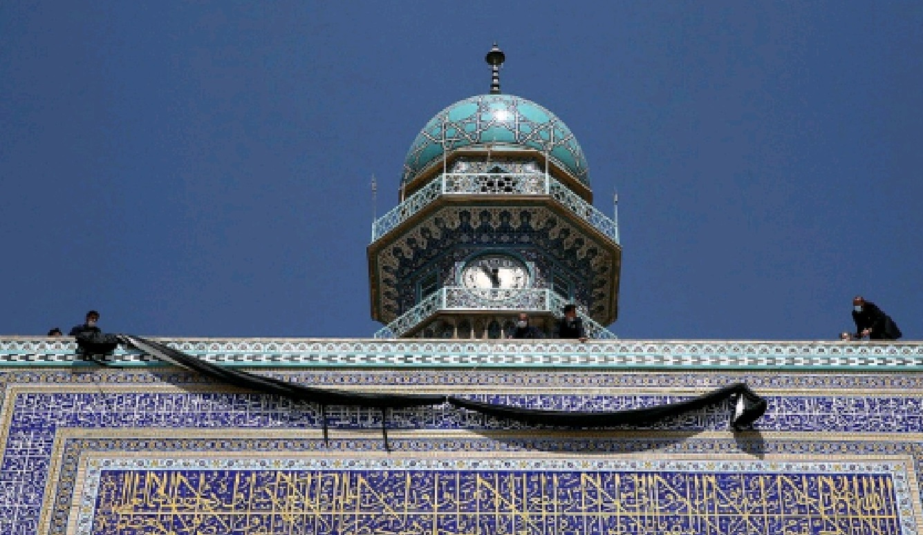 تصاویری از سیاهپوشی حرم مطهر رضوی