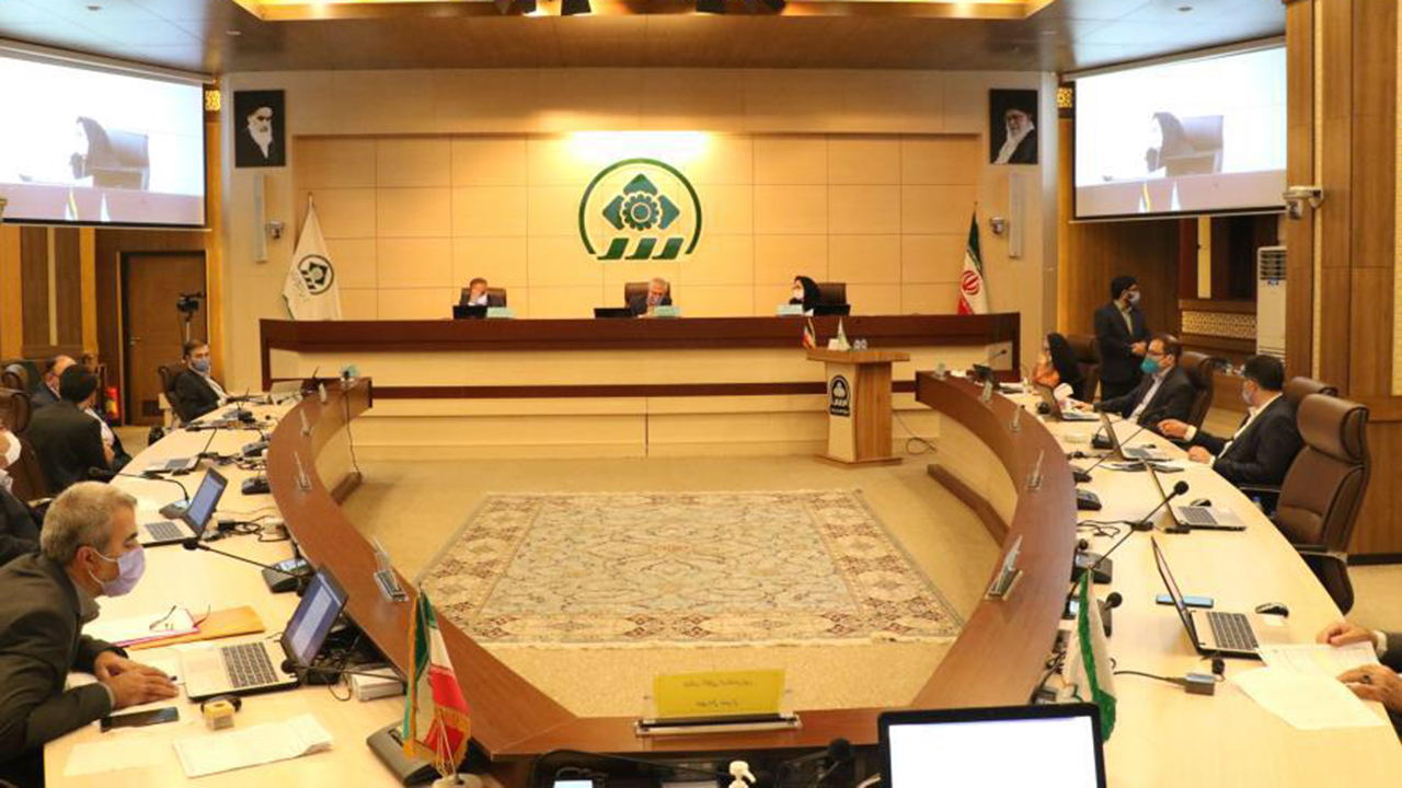 نرخ پارکینگ های سطح شهر افزایش یافت