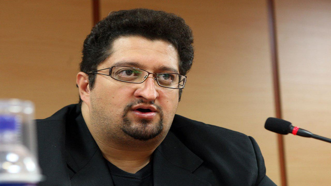 افاضلی: ماشین سازی فصل بعد باید برای کسب سهمیه بجنگد/ نگران لیگ آینده هستم