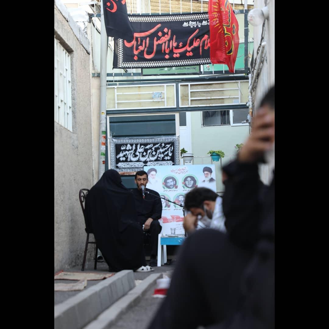 خانه مداحان خانه ماتم عزاداران سیدالشهدا (ع) شد/ شب نخست محرم با حال و هوای شب زیارتی سالار شهیدان