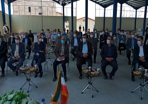 اجرای فاز دوم واحد صنعتی برین چوب در ناحیه صنعتی رضی کلنگ زنی شد