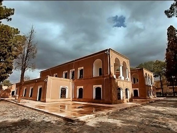 تعمیرات، باغ موزه هرندی کرمان را تعطیل کرد
