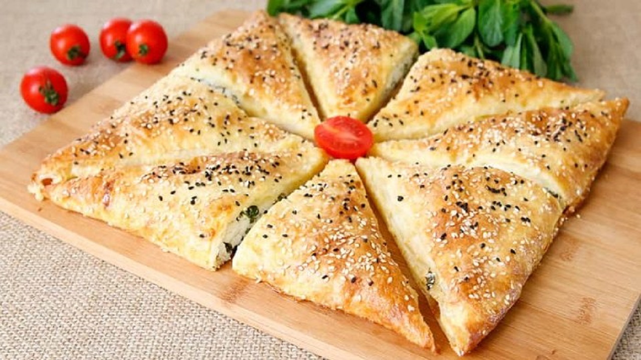 بورک سبزیجات یک غذای فوری و خوشمزه ترکیه‌ای + طرز تهیه