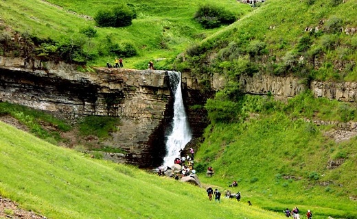 گرمی، شهر آبشارهای مستور در دل کوهستان گرمی، شهر آبشارهای مستور در دل کوهستان