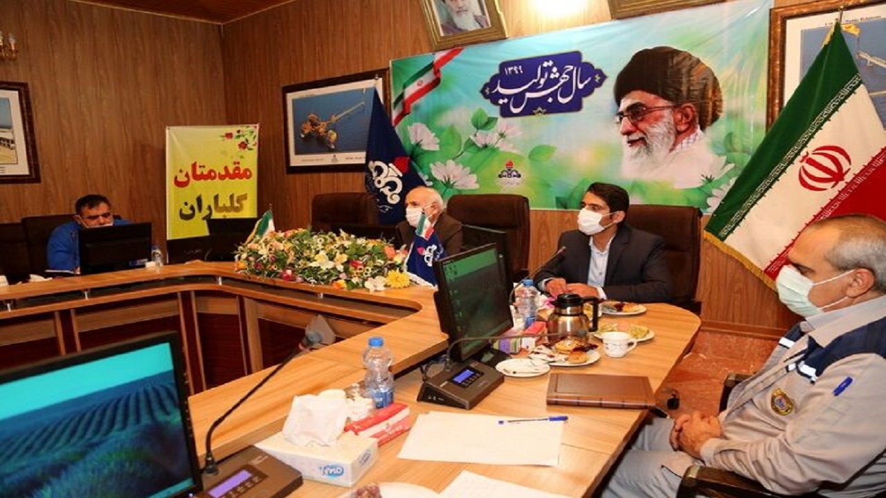 تلاش صنعت نفت در شرایط کنونی کشور ستودنی است