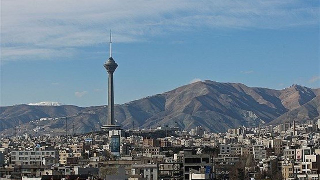 هوای تهران در وضعیت قابل قبول قرار دارد