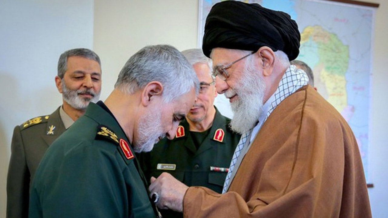 ضربه متقابل ایران به آمریکا در ازای ترور شهید سلیمانی + تصویرنگاشت