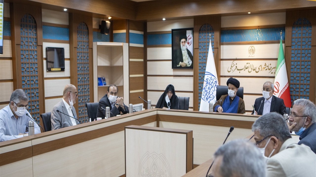 جذب نیروی انسانی آموزش و پرورش با نرخ ثابت سالانه ۳۰ هزار نفر