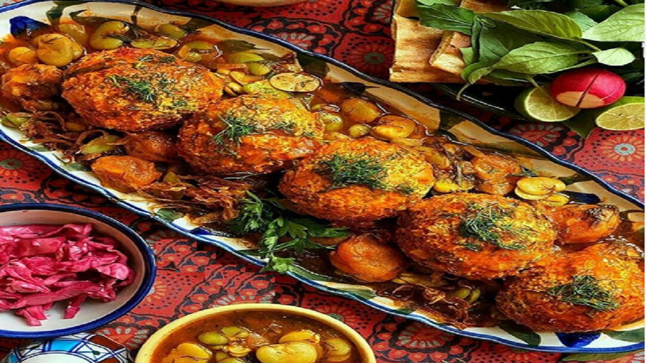 آموزش آشپزی؛ از کرانچی و سس گوجه خانگی تا شیرینی گل بیابانی و ترشی زردآلو + تصاویر