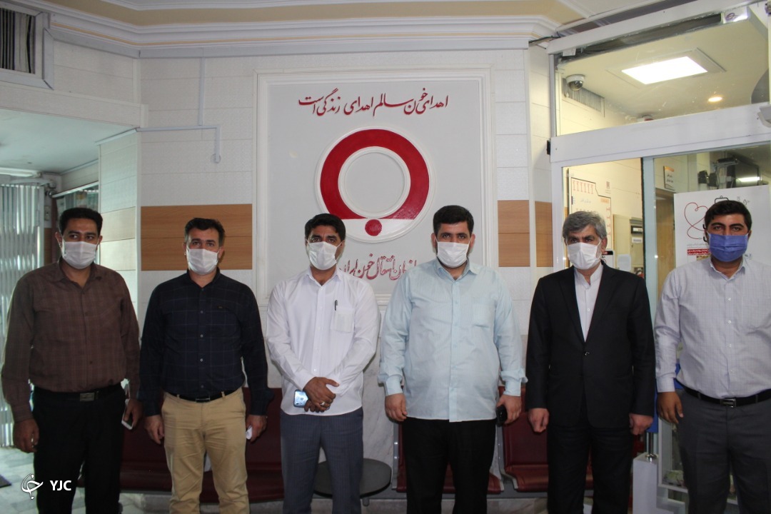 باید مروج اهدا خون در جامعه باشیم باید مروج اهدا خون در جامعه باشیم