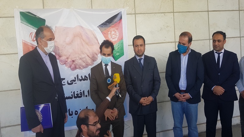کمک‌های پزشکی ایران تحویل مقامات افغانستان شد