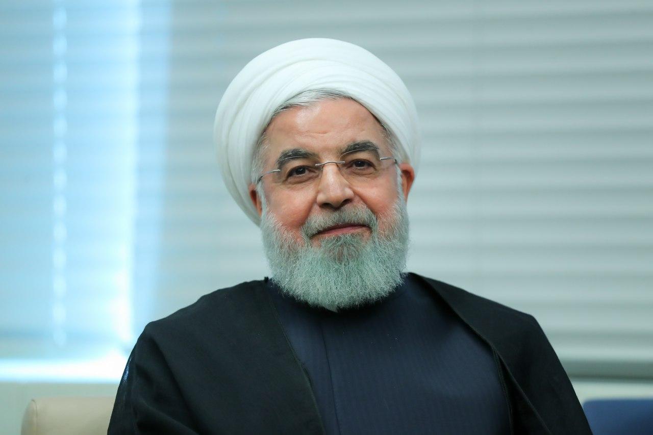 کسری بودجه ۱۵۰ هزار میلیارد تومانی دولت/ از دویدن اسطور&zwnj;ه&zwnj;های فوتبال تا پیاده &zwnj;راه سگ&zwnj;های ولگرد/ نفس&zwnj;های مشهد به شماره افتاده است