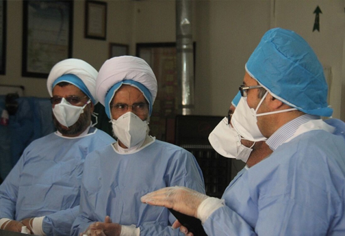 حافظان سلامت ایستاده در برابر کرونا/ جهادگران هم پیمان با مدافعان سلامت