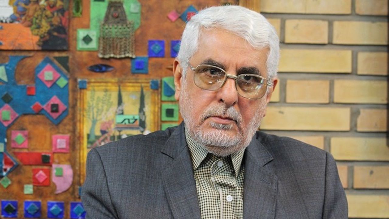 همکاری ایران، روسیه و چین موجب خروج دلار از چرخه اقتصاد جهان می‌شود/ آمریکا به شدت از توافق ایران و چین نگران است