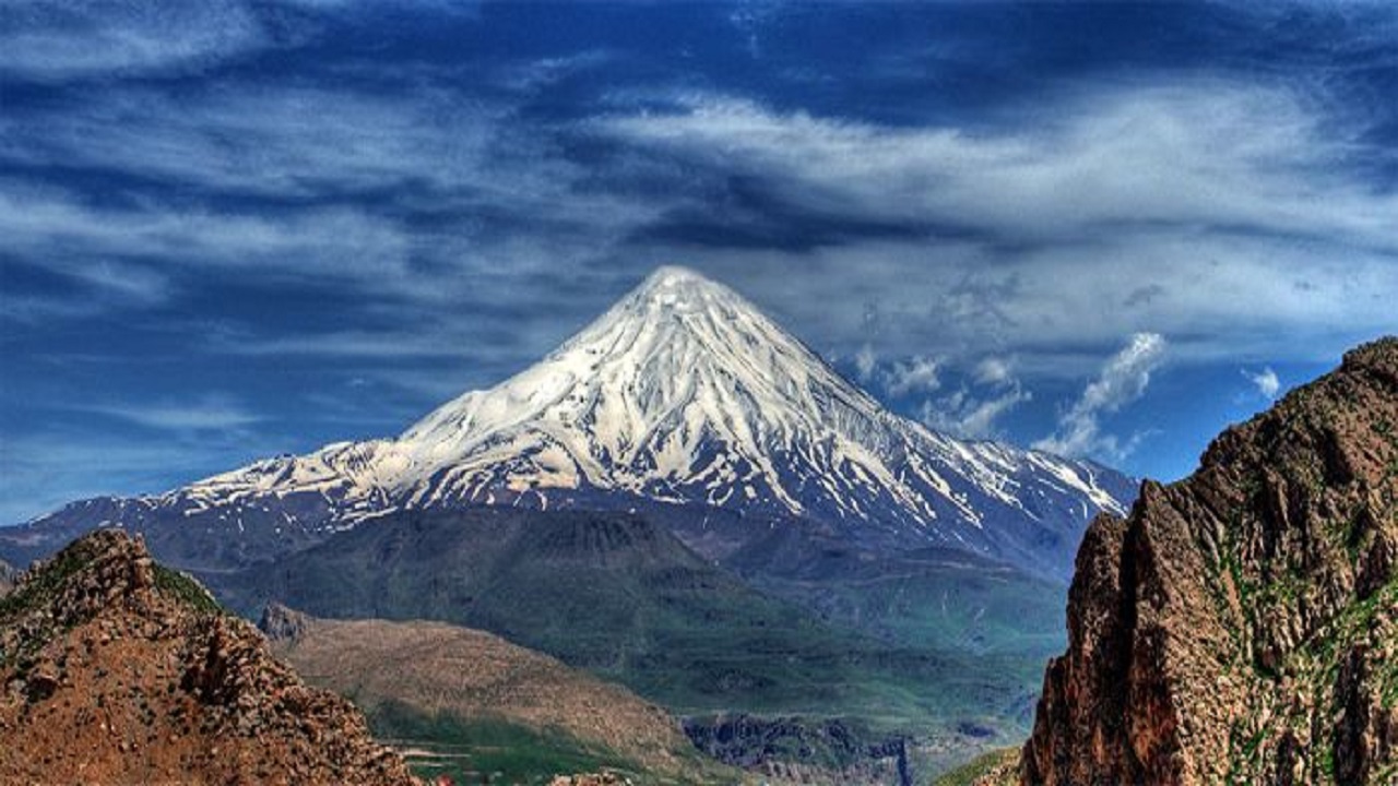 صعود به دماوند از روی حکم ممنوعیت/ درآمدزایی مهم‌تر از سلامتی کوهنوردان + تصاویر
