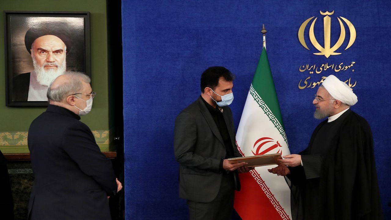 تقدیر روحانی از خانواده‌های سه شهید حوزه سلامت کشور