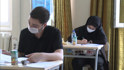 کنکور در روزهای شیوع کرونا به سبک ازبکستان + فیلم