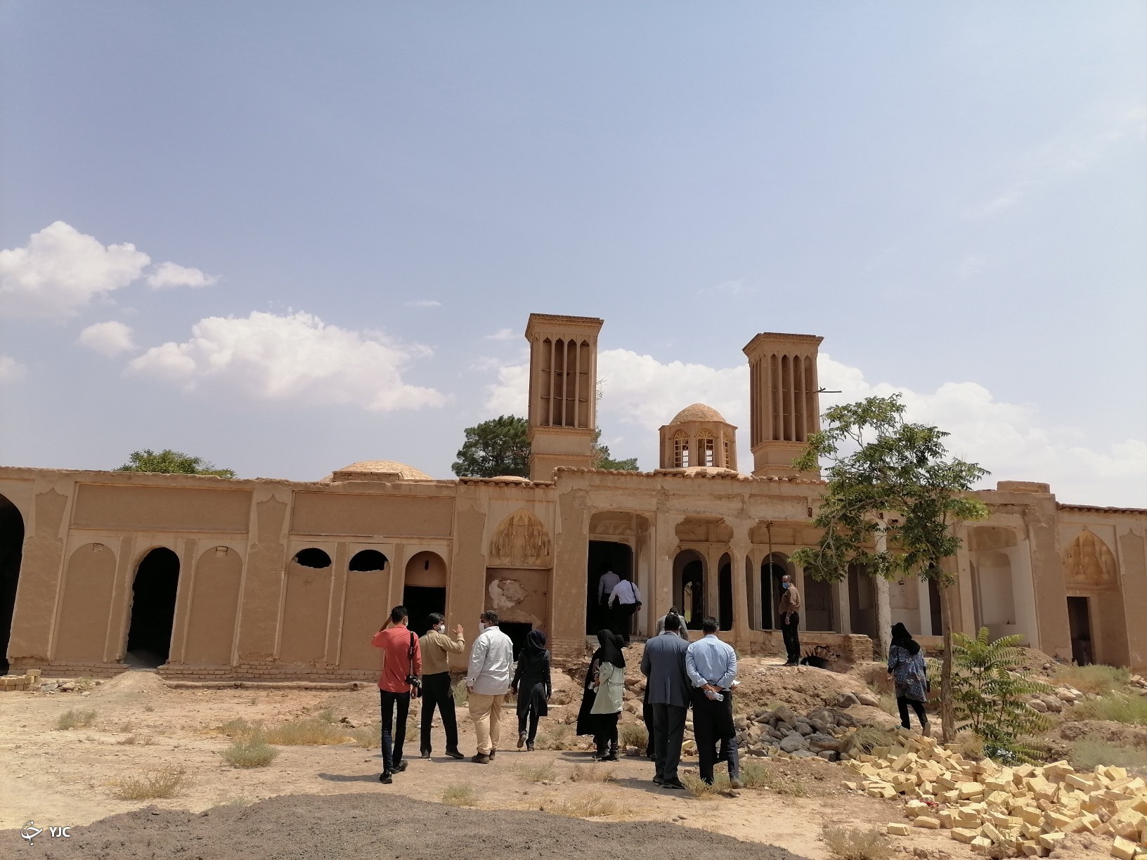 عمارت شترگلو ماهان