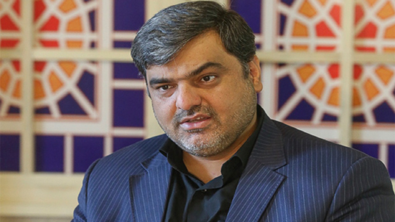 عزاداران حسینی عاقلانه سوگواری می‌کنند/ما در عزای امام حسین (ع) گم شده معنوی خود را پیدا می کنیم