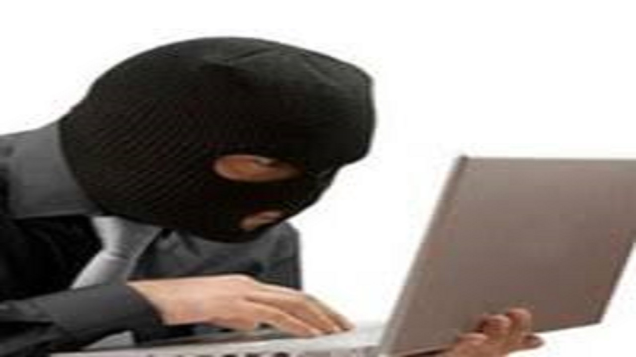 کلاهبرداری اینترنتی از طریق اکانت‌های شخصی دیگران