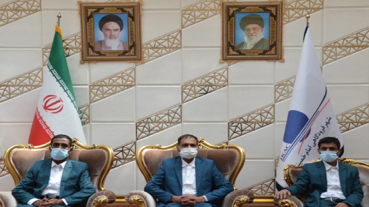 سه صیاد آزاد شده از بند دزدان سومالی وارد کنارک شدند