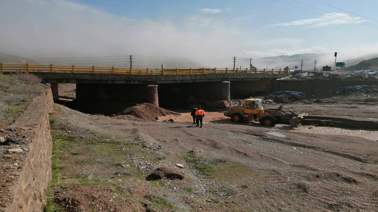 حفظ، نگهداری و مرمت بیش از ۱۰ هزار دستگاه پل، در کرمان