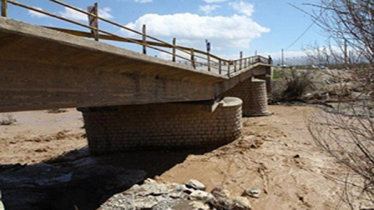 ساخت پل‌های روستایی استان با مشارکت بنیاد علوی