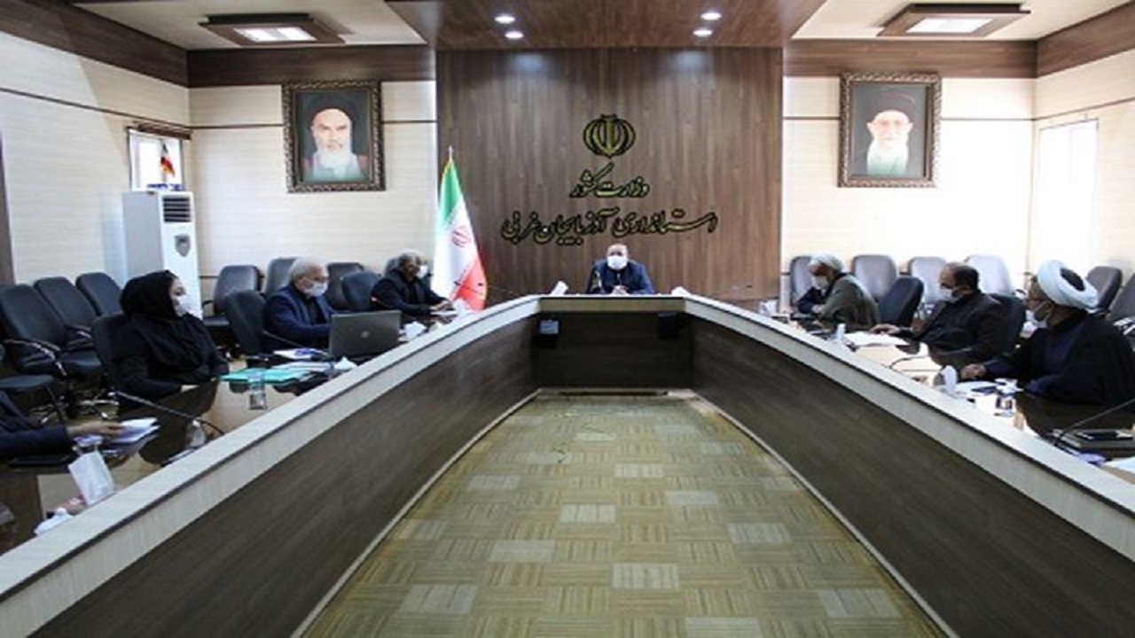 روند کاهش جمعیت در کشور نگران کننده است