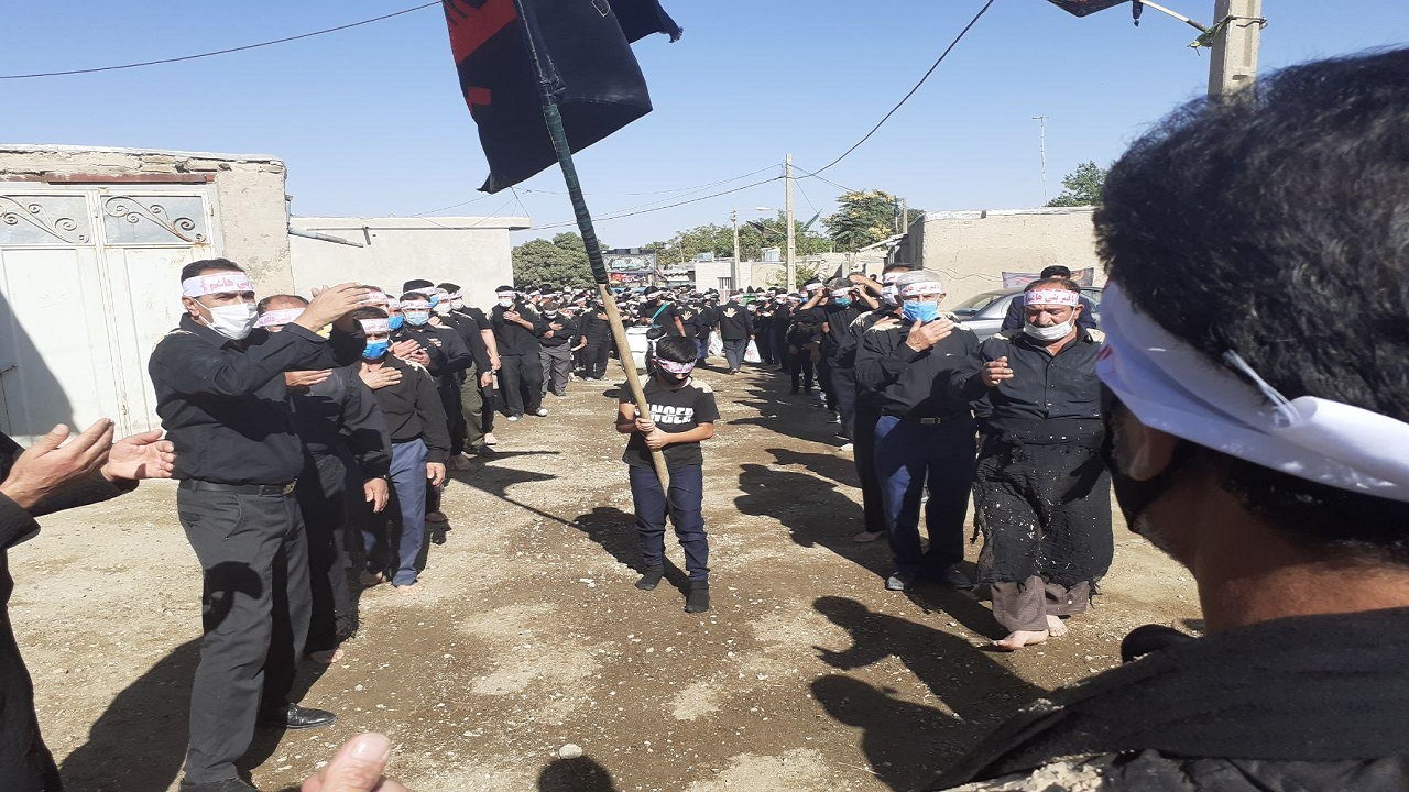 مراسم عزاداری شهادت امام حسین (ع) در روستای «سفیدخانی» + تصاویر
